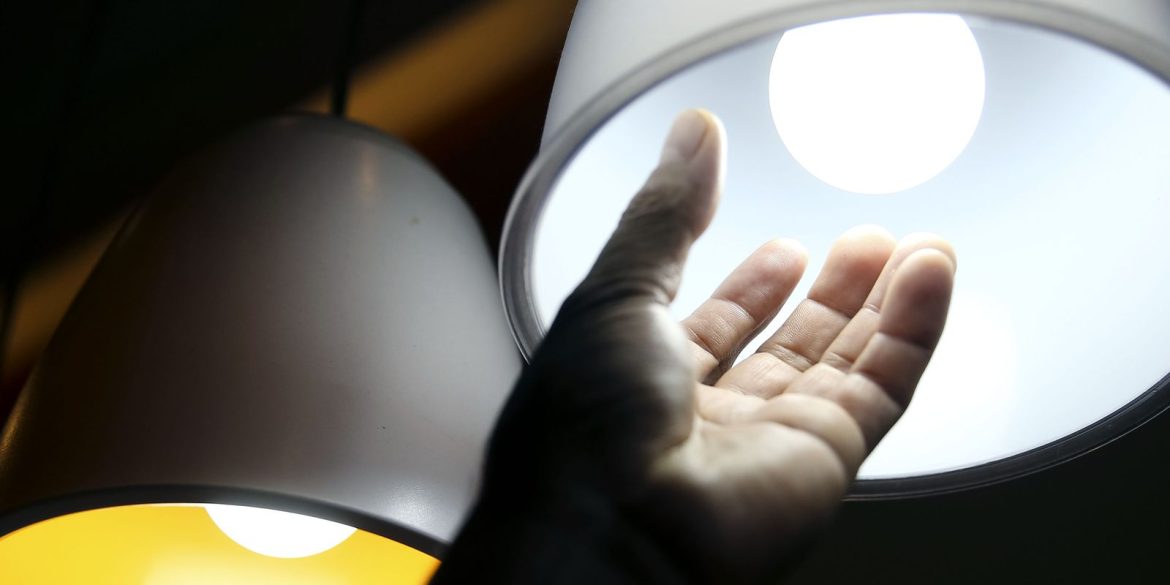 maio-chega-com-bandeira-amarela-e-aumento-na-tarifa-de-energia