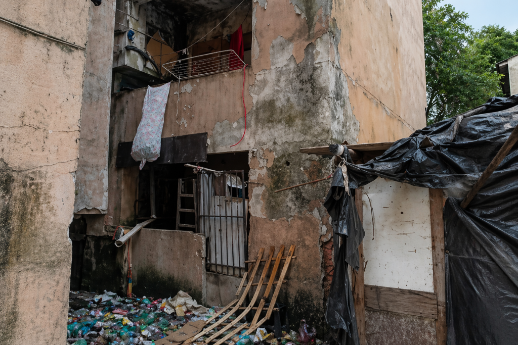 predio-na-rua-oscar-freire-e-interditado-apos-risco-estrutural-e-falhas-de-seguranca-em-sp