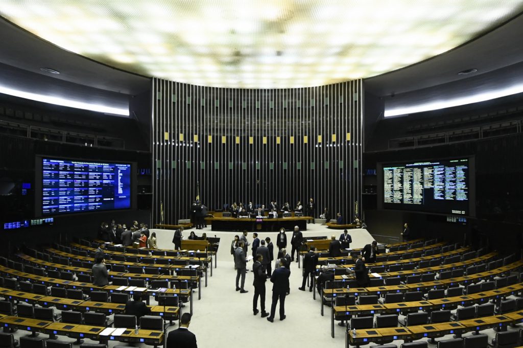 camara-dos-deputados-nomeia-relator-da-pec-do-fim-da-escala-6×1-e-instala-comissao-especial-para-debater-jornada-de-trabalho